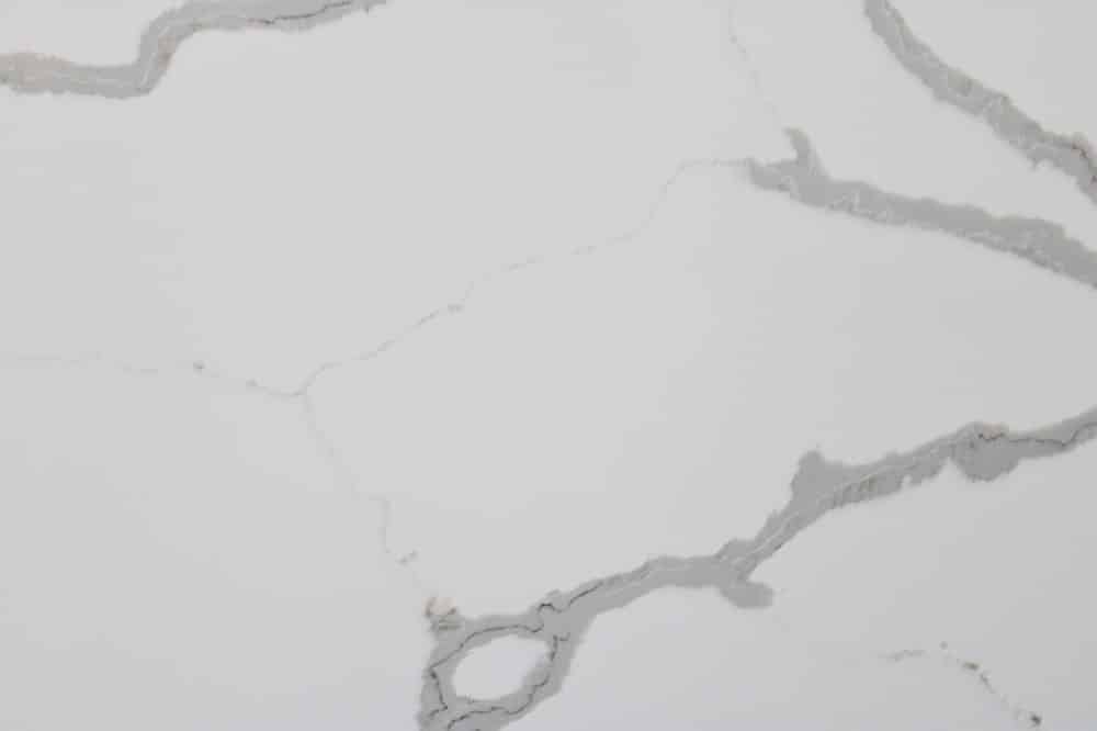 Calacatta Vintage - White Quartz 3