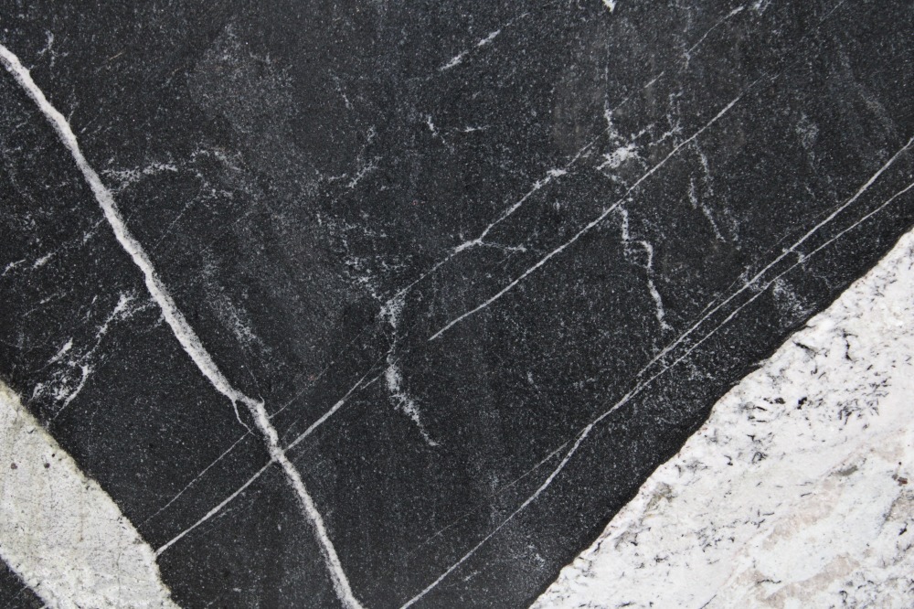 Pros and Cons of a Marble Kitchen Floor￼ - Cosmos Surfaces